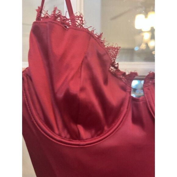 NWT GUESS Sexy Red Mini Bustier Body-Con Dress size Small.       T - Picture 3 of 8